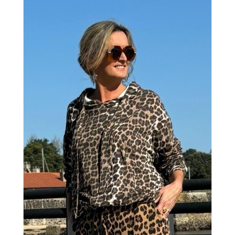 SUDADERA ANIMAL PRINT