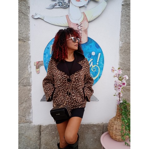 CHAQUETA ANIMAL PRINT